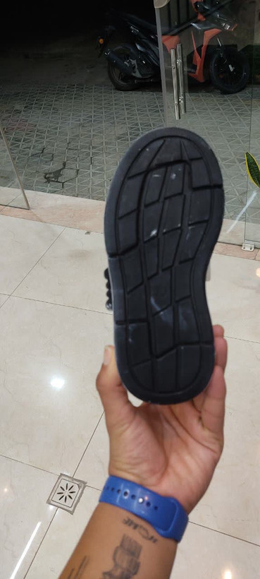 کفش بچگانه مدل کورومی